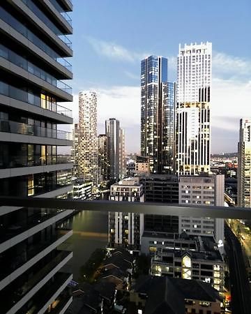 Ferienwohnung Luxury High Rise 2-Bed With Lovely View In Canary Wharf London Exterior foto