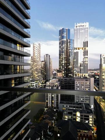 Ferienwohnung Luxury High Rise 2-Bed With Lovely View In Canary Wharf London Exterior foto